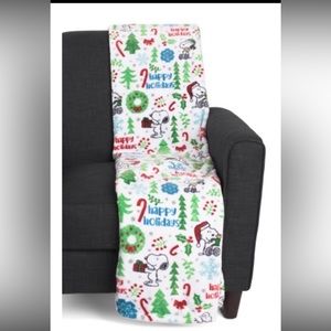Snoopy cozy Christmas blanket